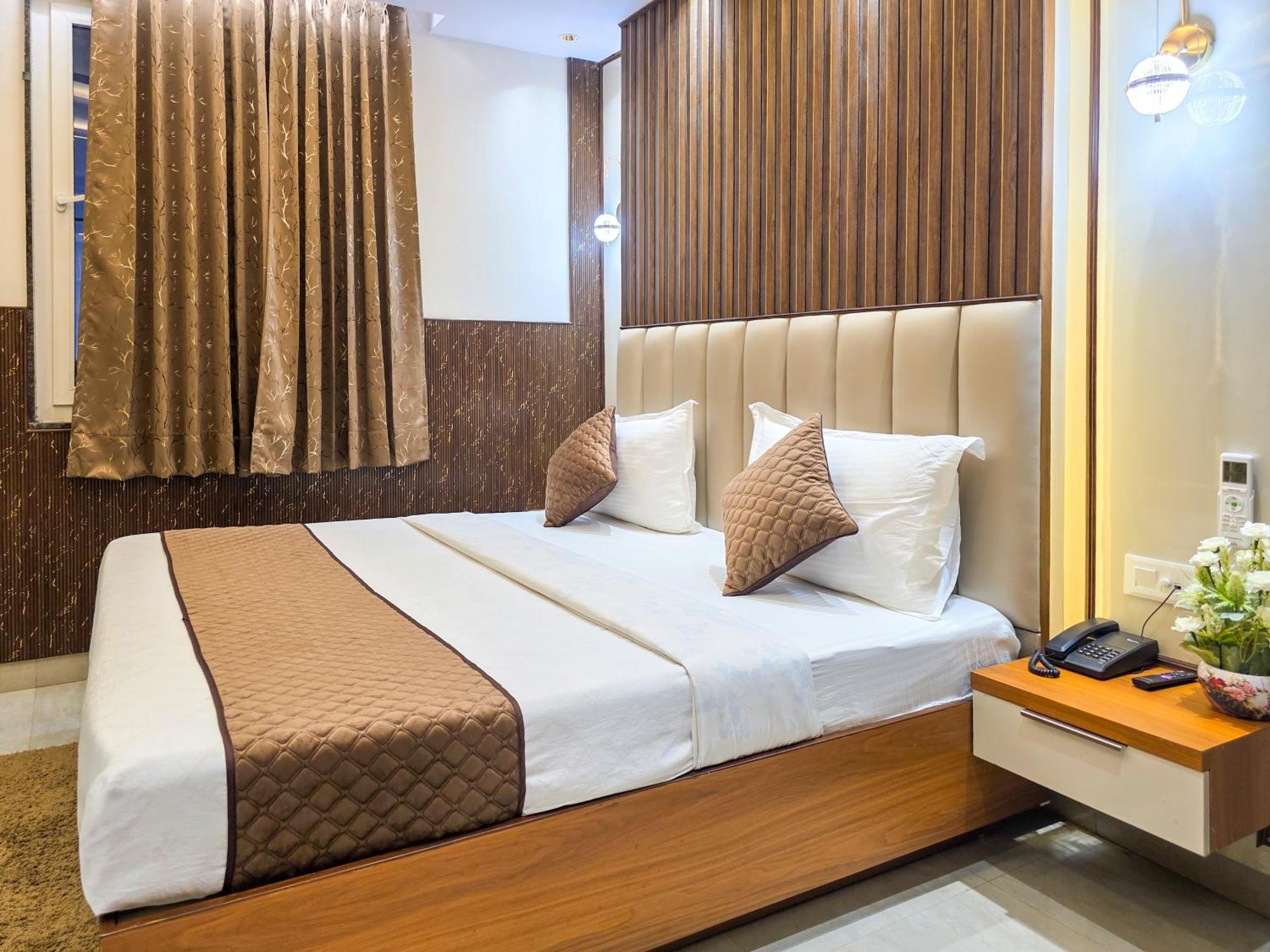 Delhi Delight Premium Bed & Breakfast New Delhi Exterior photo